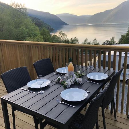 Hardangerpark As Hotel Кихсарвик Екстериор снимка