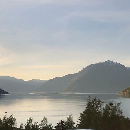 Hardangerpark As Hotel Кихсарвик Екстериор снимка