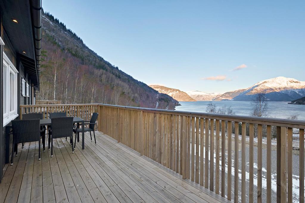 Hardangerpark As Hotel Кихсарвик Екстериор снимка