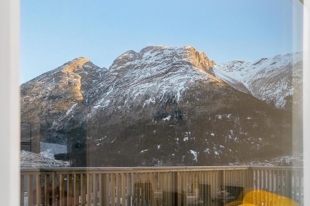 Hardangerpark As Hotel Кихсарвик Екстериор снимка