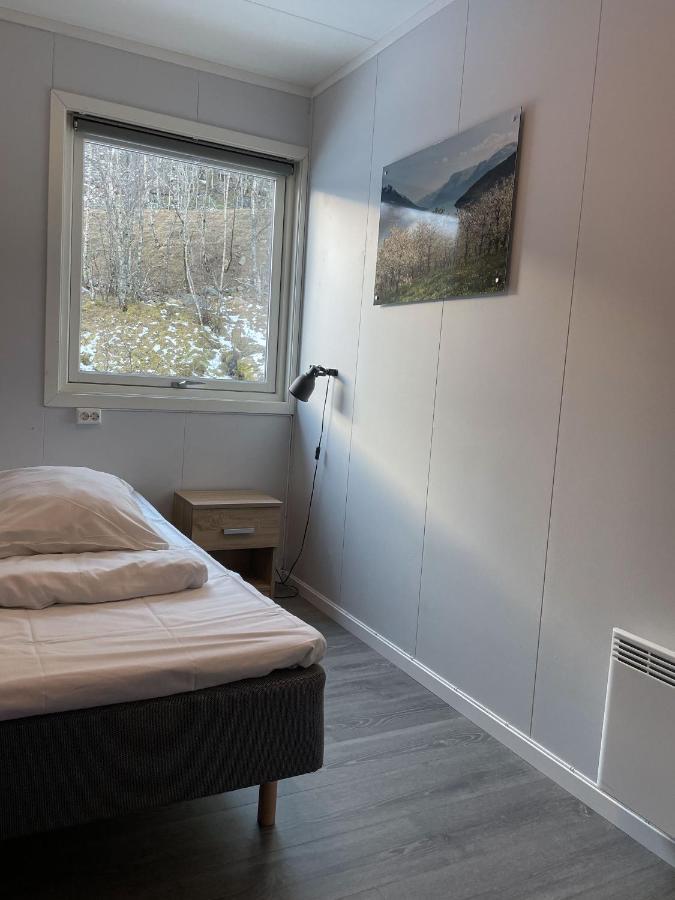 Hardangerpark As Hotel Кихсарвик Екстериор снимка