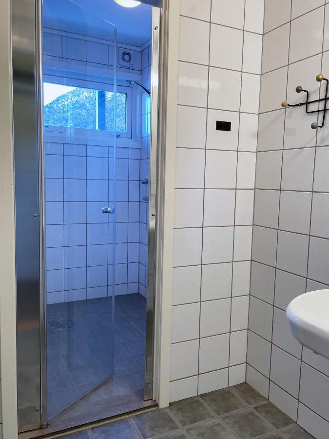 Hardangerpark As Hotel Кихсарвик Екстериор снимка